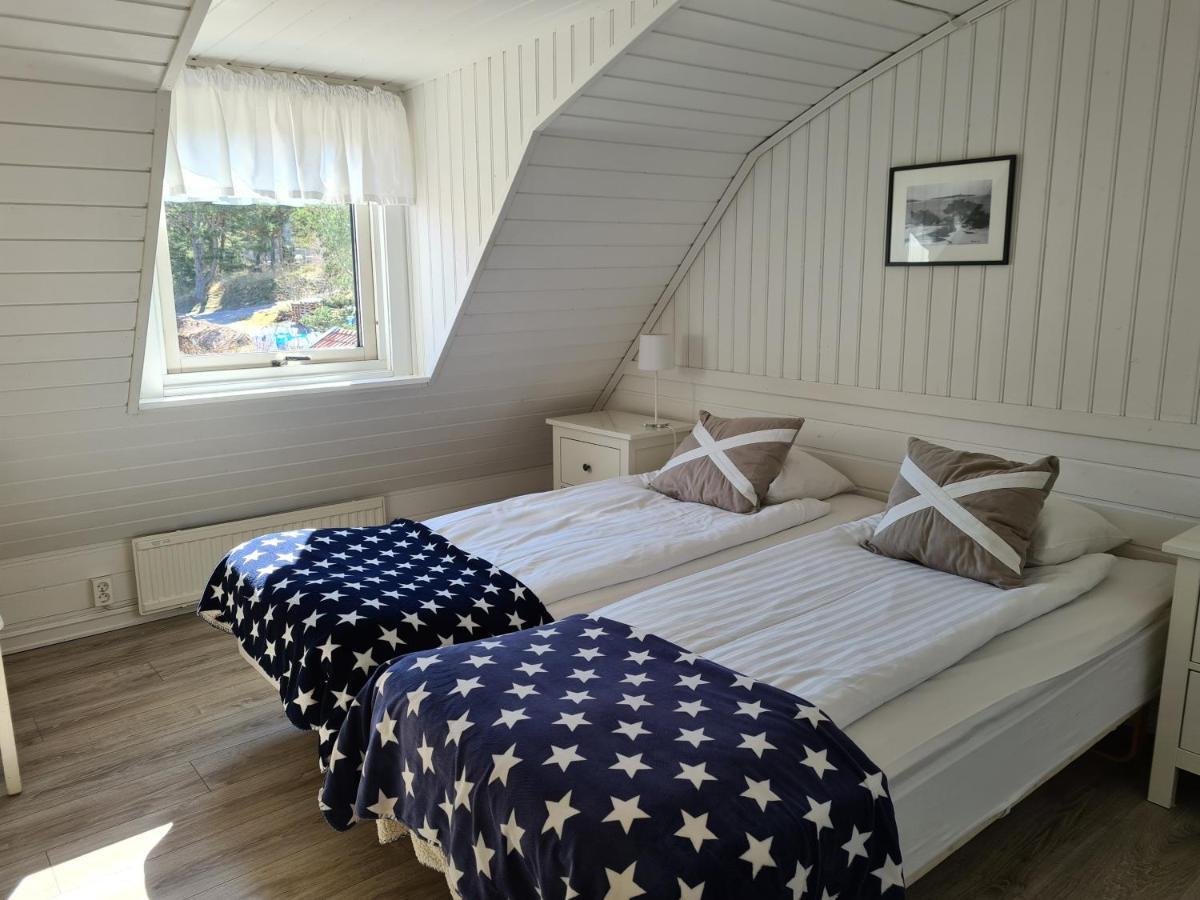 Missionshuset Bed & Breakfast Сандхамн Экстерьер фото